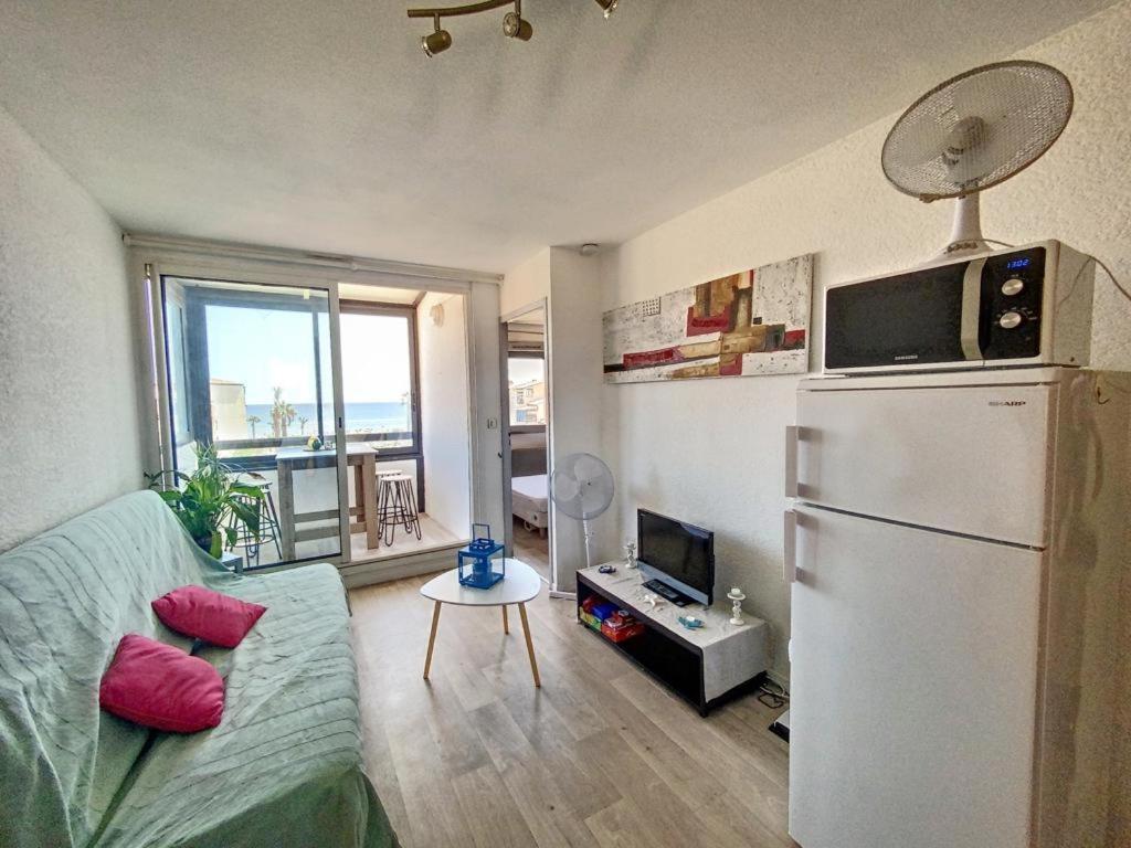 Appartement Le Barcares Avec Vue Sur Mer De Type T2 Location Arrivee A Partir De 15H Depart Maximum A 11H Location Du Samedi Au Samedi Juillet Et Aout Ngoại thất bức ảnh